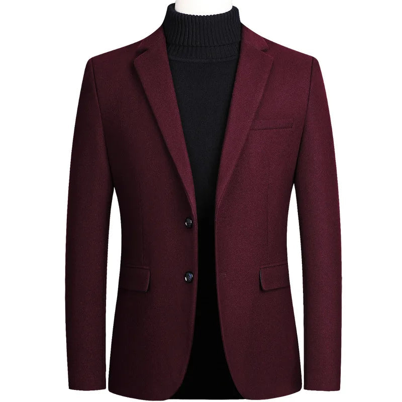 Blazer masculino slim fit Raffenzi RZ105 com design moderno, caimento impecável e ideal para compor looks sofisticados em qualquer ocasião.