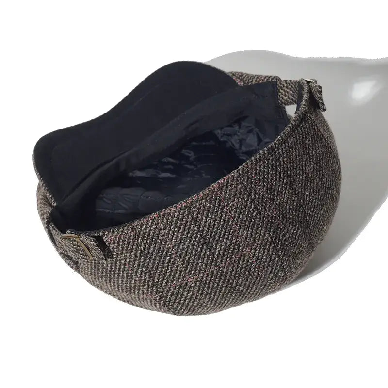 Boina masculina italiana Raffenzi RZ096, design clássico, confortável e sofisticada para homens que buscam elegância no visual.