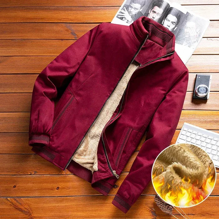Jaqueta Bomber Masculina Raffenzi RZ088 com design moderno, confortável e versátil para compor looks estilosos e práticos no cotidiano.