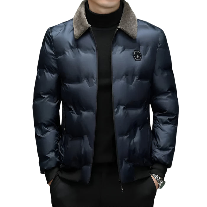 Jaqueta masculina Raffenzi RZ050 com enchimento em algodão, modelagem estruturada e isolamento térmico para dias frios.