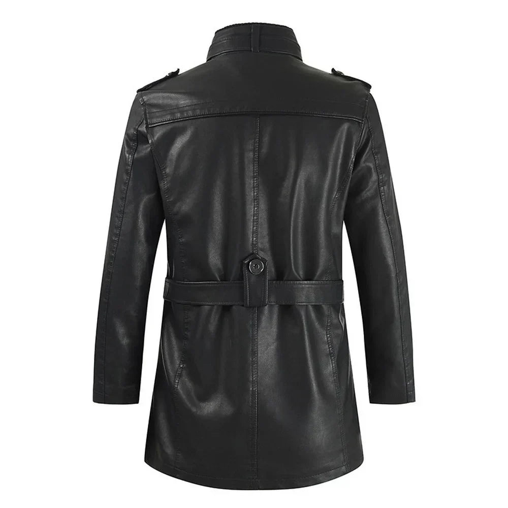 Jaqueta Masculina Raffenzi RZ085 confeccionada em couro e poliéster, com design moderno e costuras reforçadas, perfeita para estilo e proteção térmica.