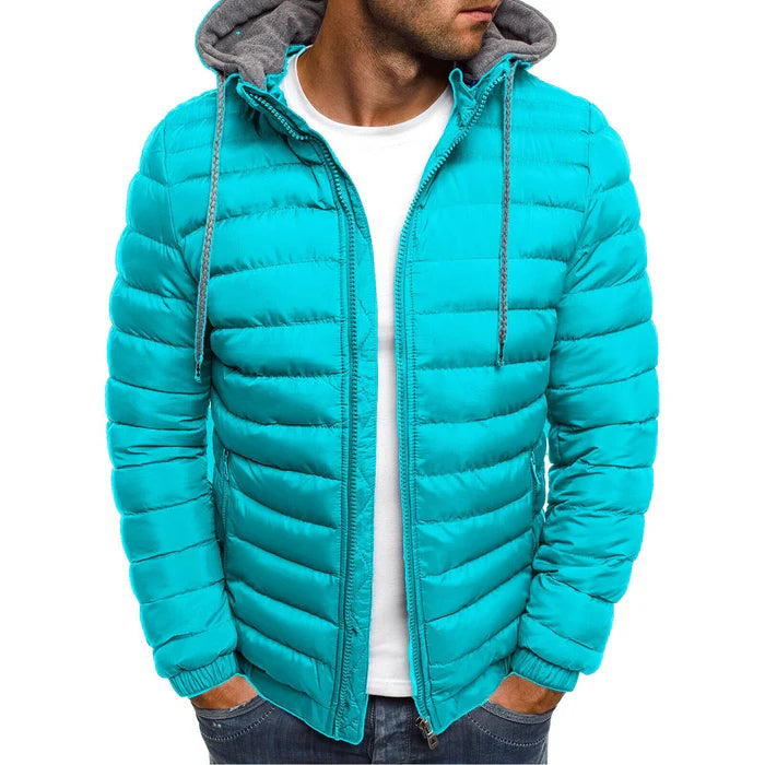 Jaqueta masculina puffer Raffenzi RZ030 com design moderno, forro acolchoado, capuz removível e fechamento em zíper, ideal para dias frios.