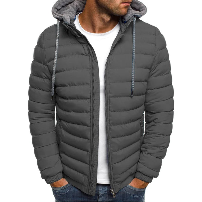 Jaqueta masculina puffer Raffenzi RZ030 com design moderno, forro acolchoado, capuz removível e fechamento em zíper, ideal para dias frios.
