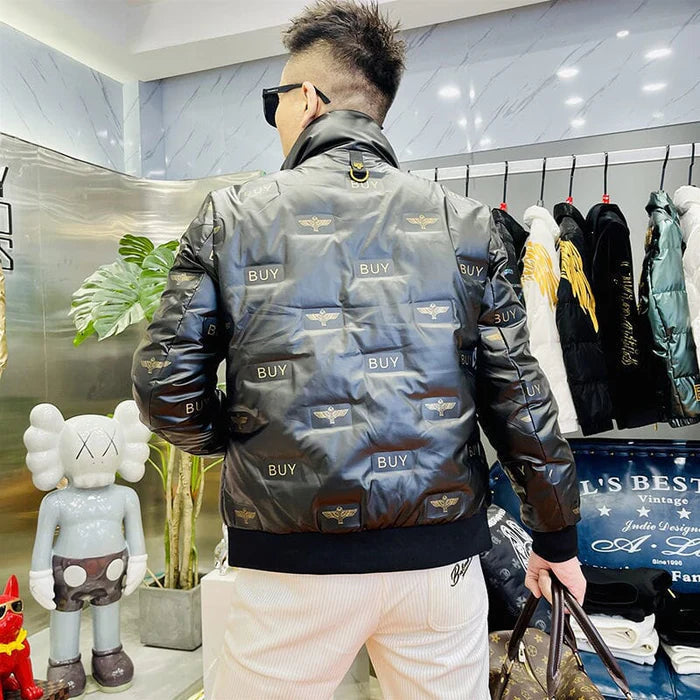 Jaqueta Masculina Puffer Raffenzi RZ041 com design moderno, isolamento térmico e caimento sofisticado, ideal para looks estilosos no frio.