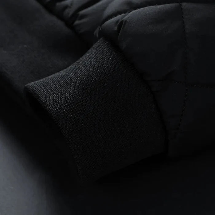 Jaqueta Masculina Raffenzi RZ051 com forro acolchoado, isolamento térmico e design sofisticado para conforto e estilo nos dias frios.