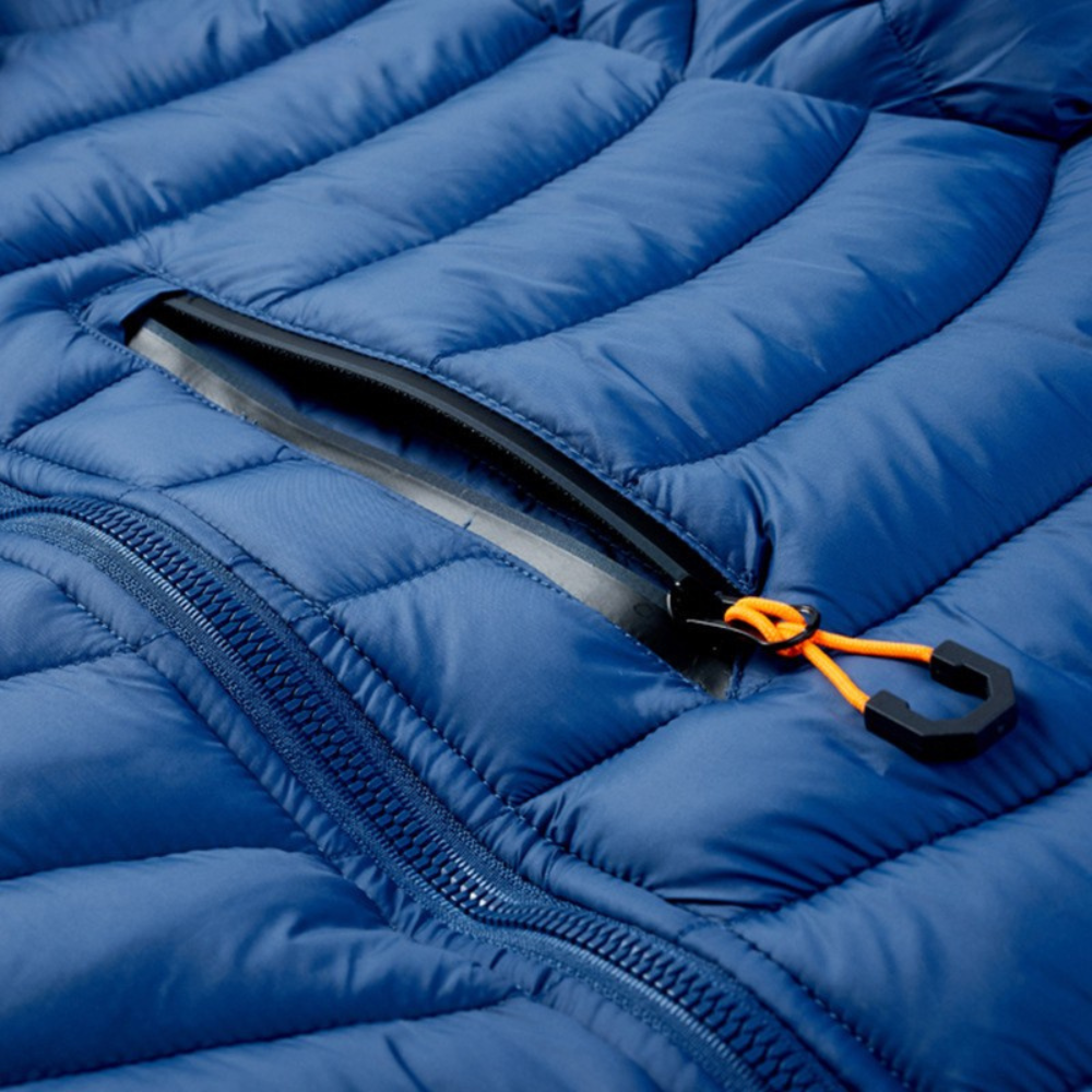 Jaqueta puffer masculina Raffenzi RZ012 com isolamento térmico para temperaturas de até -10°C, unindo conforto, estilo e inovação.
