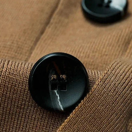 Suéter Raffenzi RZ138, design contemporâneo, perfeito para ocasiões casuais ou formais com elegância, conforto e resistência em lã.