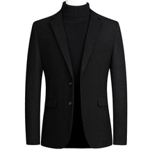 Blazer masculino slim fit Raffenzi RZ105 com design moderno, caimento impecável e ideal para compor looks sofisticados em qualquer ocasião.