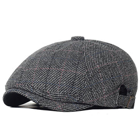 Boina masculina italiana Raffenzi RZ096, design clássico, confortável e sofisticada para homens que buscam elegância no visual.