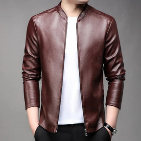 Jaqueta de couro masculina Raffenzi RZ090 sofisticada, resistente e versátil, ideal para quem busca elegância e conforto em qualquer ocasião.