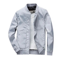 Jaqueta impermeável masculina Raffenzi RZ043 com forro térmico, resistente à água, ideal para proteger do frio e vento em atividades ao ar livre.
