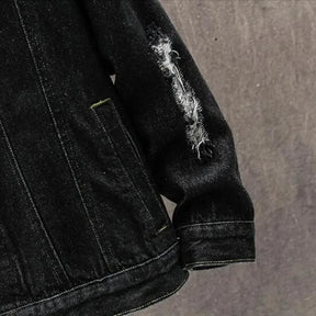Jaqueta Jeans Masculina Raffenzi RZ058 com design moderno, jeans premium e acabamento sofisticado para um visual autêntico e versátil.