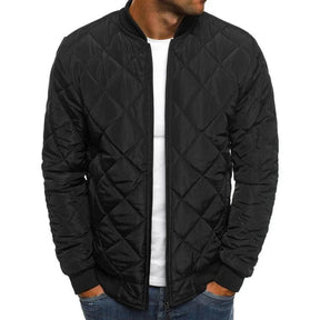 Jaqueta masculina Raffenzi RZ033 forrada, com design sofisticado, ideal para garantir conforto e estilo nos dias frios de inverno.