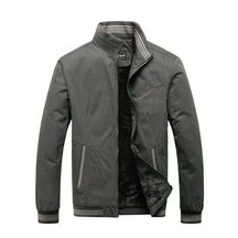 Jaqueta masculina forrada Raffenzi RZ083, com forro de algodão e bolsos funcionais, ideal para conforto térmico e estilo nos dias frios.