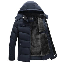 Jaqueta masculina Raffenzi RZ011 com isolamento térmico, capuz removível e design sofisticado para enfrentar frio intenso com elegância.
