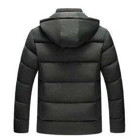 Jaqueta masculina Raffenzi RZ011 com isolamento térmico, capuz removível e design sofisticado para enfrentar frio intenso com elegância.