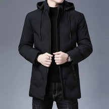 Jaqueta Masculina Raffenzi RZ084 com design sofisticado, isolamento térmico e acabamento refinado, ideal para manter o estilo nos dias frios.