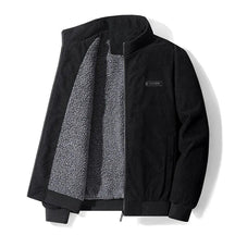 Jaqueta Masculina Raffenzi RZ052 com design moderno, isolamento térmico e forro acolchoado para máximo conforto e proteção nos dias frios