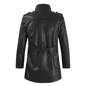 Jaqueta Masculina Raffenzi RZ085 confeccionada em couro e poliéster, com design moderno e costuras reforçadas, perfeita para estilo e proteção térmica.
