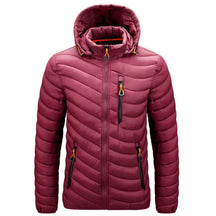 Jaqueta puffer masculina Raffenzi RZ012 com isolamento térmico para temperaturas de até -10°C, unindo conforto, estilo e inovação.