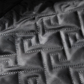 Sobretudo Raffenzi RZ128, design slim em lã com gola polo, perfeito para o inverno com sofisticação, conforto e praticidade.