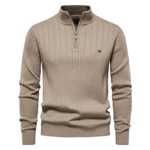 Suéter Raffenzi RZ134, design slim fit com gola V, perfeito para looks casuais ou formais com sofisticação, conforto e estilo em lã.