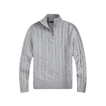 Suéter Raffenzi RZ132, design Old Money em tricot com meio zíper, perfeito para sobreposições elegantes com sofisticação e conforto.