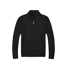 Suéter Raffenzi RZ132, design Old Money em tricot com meio zíper, perfeito para sobreposições elegantes com sofisticação e conforto.