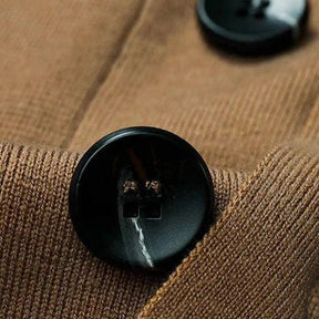 Suéter Raffenzi RZ138, design contemporâneo, perfeito para ocasiões casuais ou formais com elegância, conforto e resistência em lã.